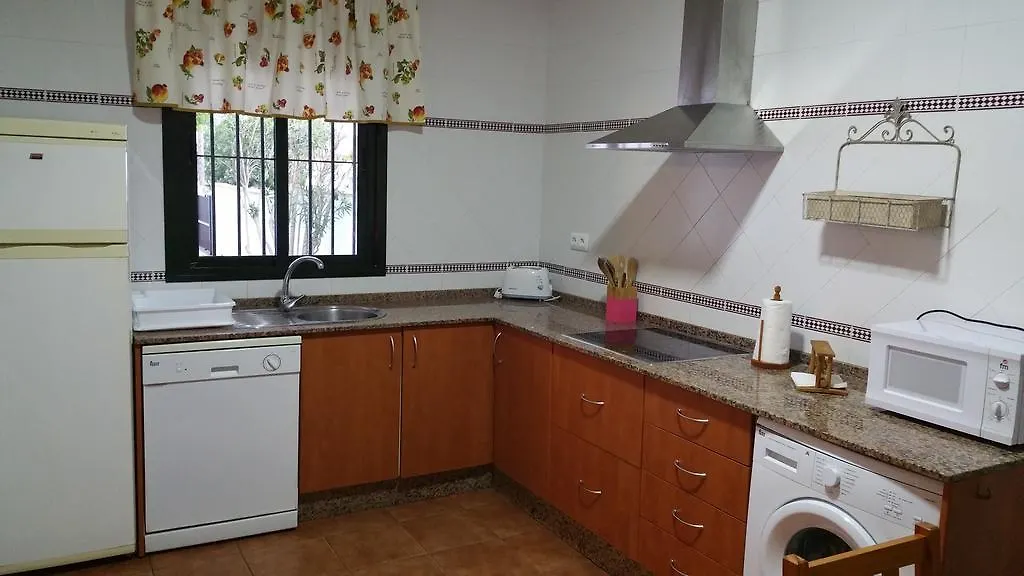 Chalet Las Adelfas Chaparrillo コニル・デ・ラ・フロンテラ スペイン